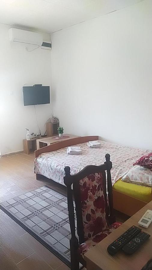 Apartman Laki Apartment Котор Екстериор снимка