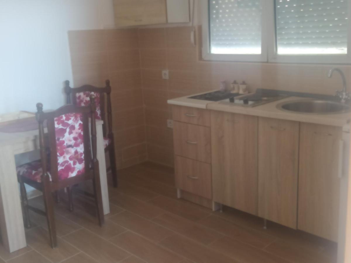 Apartman Laki Apartment Котор Екстериор снимка